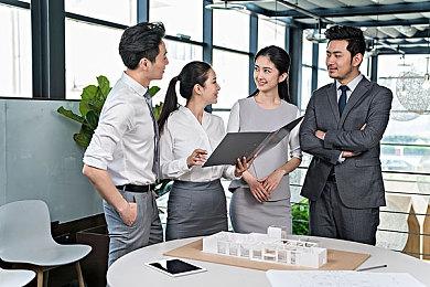 《地狱之刃2》细节逼真 鸟粪能以真实运动轨迹落地